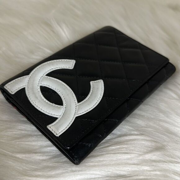 💯Authentic Chanel Cambon Bifokd Wallet🍀 - Picture 12 of 14